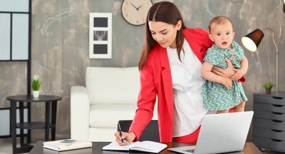 Выплаты: работающие полный день родители в декрете сохранят все пособия