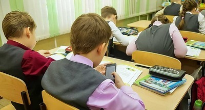 В Думу внесли законопроект об использовании смартфонов на уроках