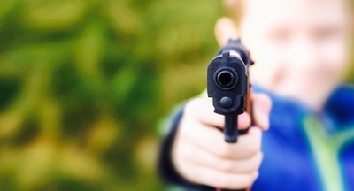 Экспертов шокировали темпы роста продаж детского оружия: вмешалась прокуратура