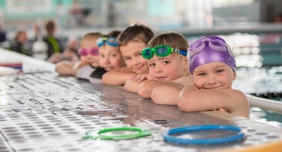 Правительство утвердило программу всеобщего обучения детей плаванию