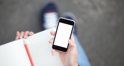 Урок в смартфоне: очередной тренд или реальная польза?