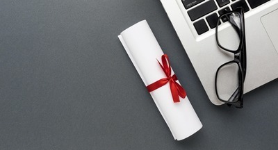 В России предложили отменить дипломные и курсовые работы для студентов