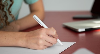 В Госдуме предложили разрешить пересдавать ЕГЭ по двум и более предметам