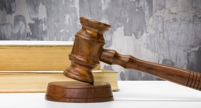 Уличенный в списывании школьник вернул себе призовое место на олимпиаде через суд